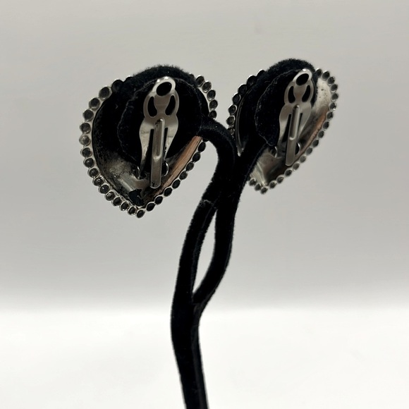 Heart Large Chunky Clip on Earrings Lightweight Silver Tone Love - Picture 6 of 12